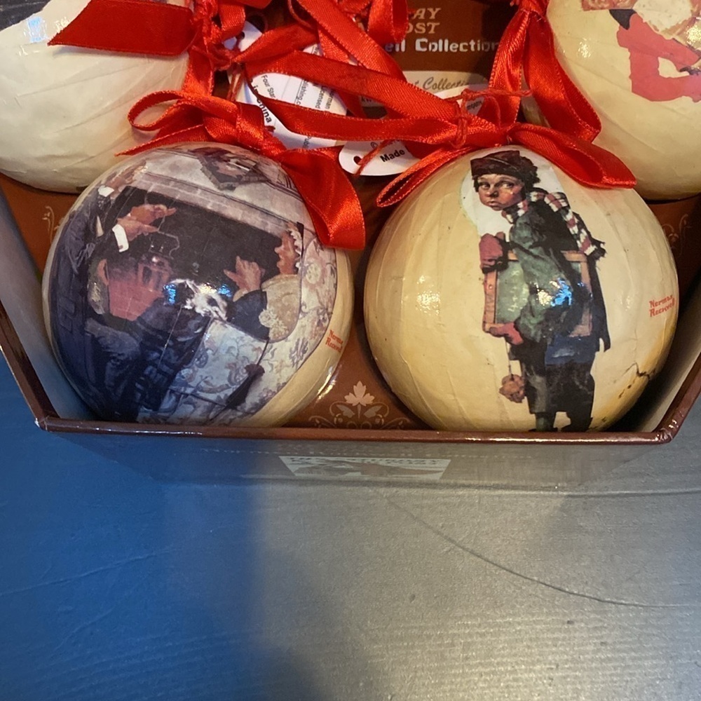 Vintage Norman Rockwelll ornaments - Picture 4 of 14